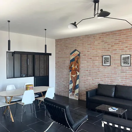 L'Appartement Sur Quai - En Face De La Criee Sete Exterior photo