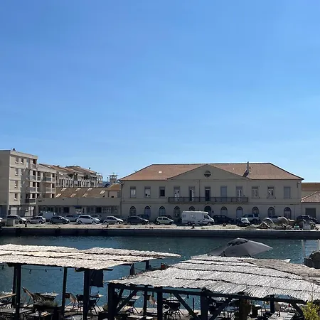L'Appartement Sur Quai - En Face De La Criee Sete Exterior photo